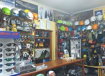peru/huaraz/shop/montanas-magicas-outdoors-equipment