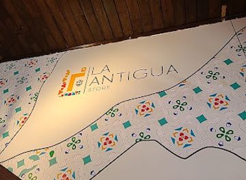 guatemala/antigua-guatemala/shop/la-antigua-store