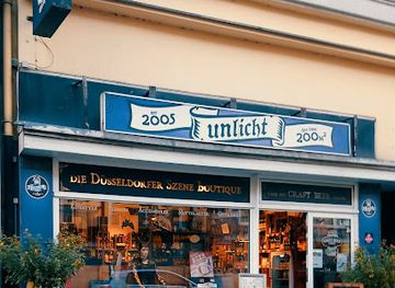 germany/dusseldorf/medienhafen/shop/unlicht-die-dusseldorfer-szene-boutique-auf-200qm-mittelalter-gothic-mehr