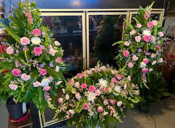 mississippi/clarksdale/shop/ooo-so-pretty-flowers-and-accessories