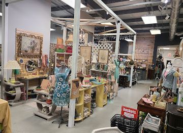 tennessee/murfreesboro/shop/honey-bee-vintage-home-gifts