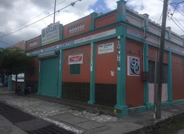 jamaica/savanna-la-mar/shop/sinclairs-bargain-center