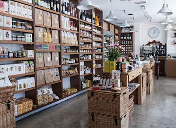 malta/gzira/shop/the-white-sheep