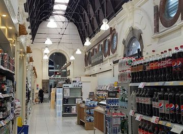 guernsey/perelle-bay/shop/coop-locale-the-market