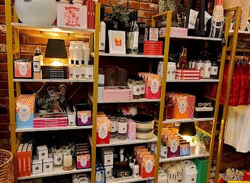 oklahoma/norman/shop/savvy-blake-on-campus-corner