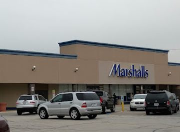 illinois/oak-lawn/shop/green-oak-shopping-center