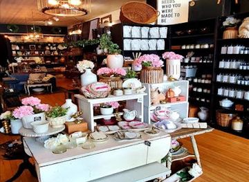 wisconsin/western-uplands/shop/hart-mercantile