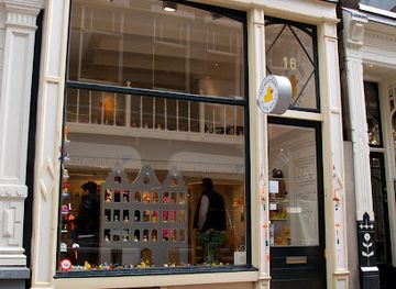netherlands/amsterdam/shop/amsterdam-duck-store