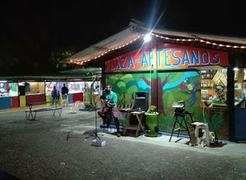 uruguay/termas-de-dayman/shop/plaza-de-artesanos-asdar