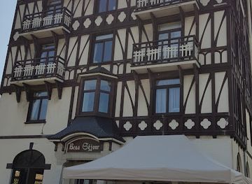 belgium/de-haan/shop/due