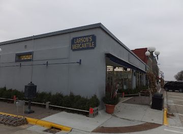 iowa/clear-lake/shop/larson-s-mercantile