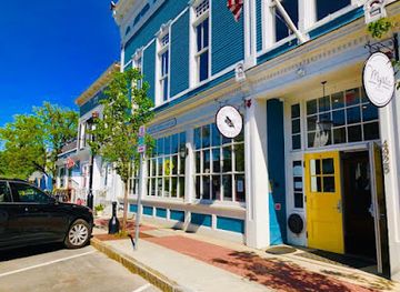 vermont/molly-stark-state-park/shop/spring-harbor-boutique