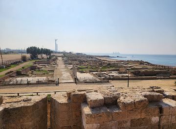 israel/caesarea/caesarea-national-park/shop/caesarea-harbor