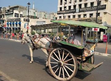 india/lucknow/shop/hazratganj