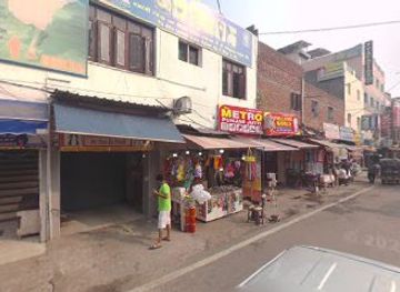 india/amritsar/golden-temple-complex/shop/a-s-gift-shop