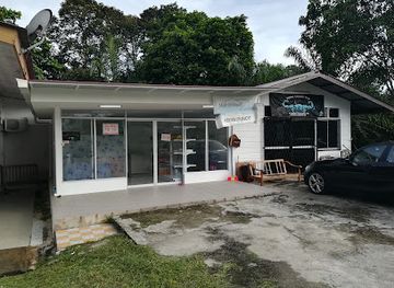 brunei/tasek-merimbun-heritage-park/shop/mohinibisai-enterprise