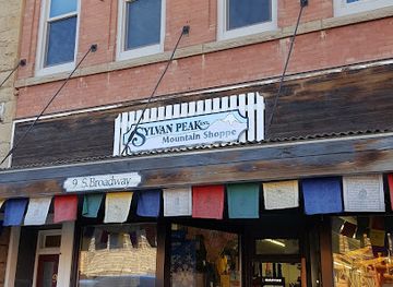 montana/beartooth-highway/shop/sylvan-peak-mountain-shop