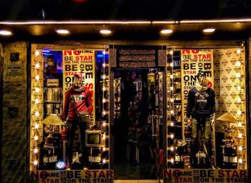 egypt/luxor/shop/no-name-store