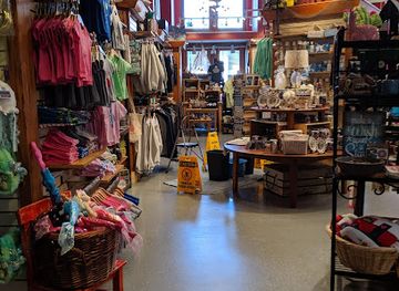 south-carolina/charleston/french-quarter/shop/crabby-jack-s-general-store