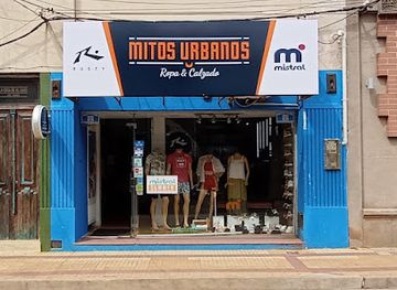 uruguay/rocha/shop/mitos-urbanos-ropa-y-calzado