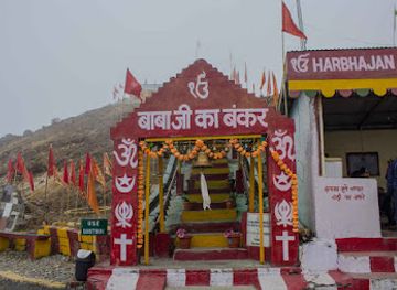 india/gangtok/shop/b-b-color-digital-color-lab-and-gift-shop