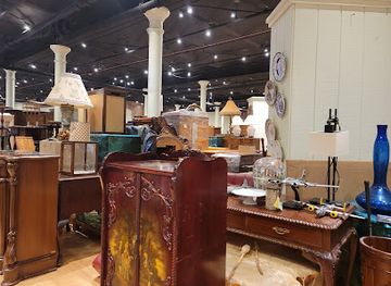 massachusetts/lowell/shop/hitiques-antiques-shop-in-lowell-ma