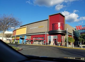 california/chula-vista/rancho-del-rey/shop/westfield-plaza-bonita