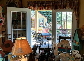 Chickadee's Gift Shop