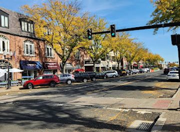 connecticut/west-hartford/shop/the-central