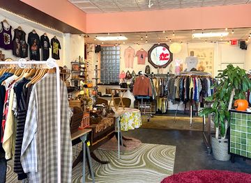 minnesota/minneapolis/shop/love-token-vintage-handmade