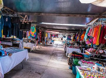 aruba/natural-pool/shop/the-local-market-aruba