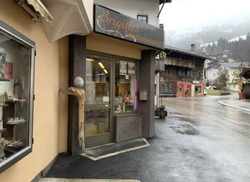 austria/zillertal-alps/shop/brigitte-s-geschenksladerl