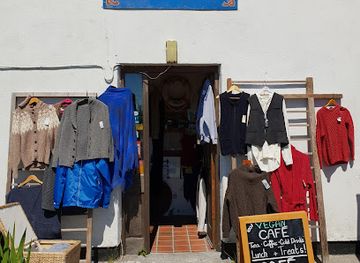 ireland/aran-islands/shop/an-ceard-shiopa