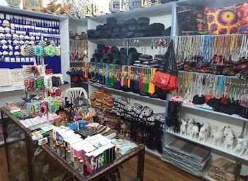 uzbekistan/samarkand/shop/souvenirs-in-samarkand