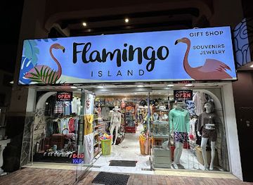 aruba/noord/shop/flamingo-souvenir-store