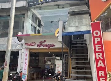 nepal/helambu-trek/shop/black-diamond-shop