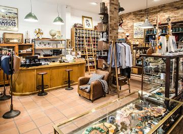 spain/madrid/salamanca/shop/amarcord-retro-concept-store