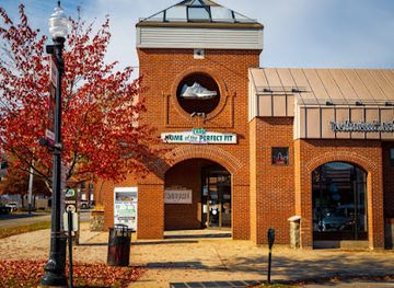 new-hampshire/keene/shop/ted-s-shoe-sport