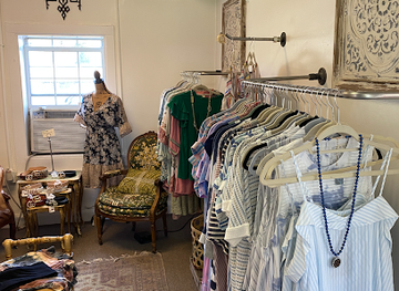 tennessee/smyrna/shop/cross-roads-boutique