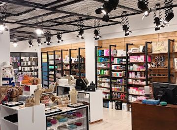 greece/mykonos/agios-ioannis/shop/mcmykonos