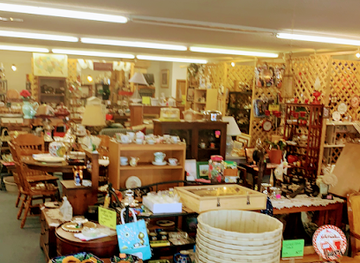 missouri/lake-of-the-ozarks/shop/unique-finds-too