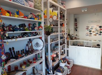 argentina/puerto-madryn/shop/al-mar-tienda-cultural