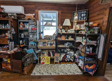 virginia/southwest-virginia/shop/old-huckleberry-mercantile