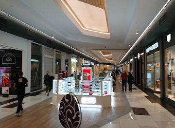 cyprus/larnaca-salt-lake/shop/metropolis-mall-larnaca