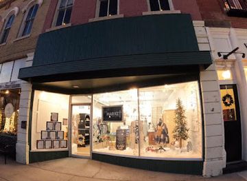 kansas/tallgrass-prairie-national-preserve/shop/the-market-on-main-cg