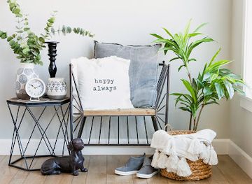 south-dakota/spearfish-canyon/shop/real-deals-spearfish-sd