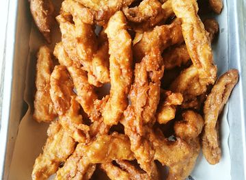 laos/champasak/shop/ban-khao-mom-bu-huan-bem-emai-et-noy