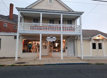 maryland/blackwater-national-wildlife-refuge/shop/robin-hood-shop