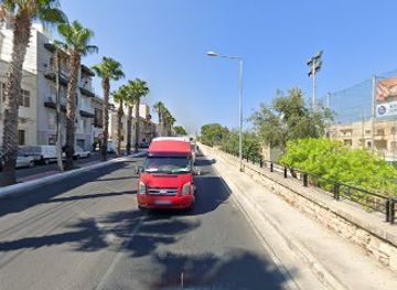 malta/blue-grotto/shop/k-s-party-village