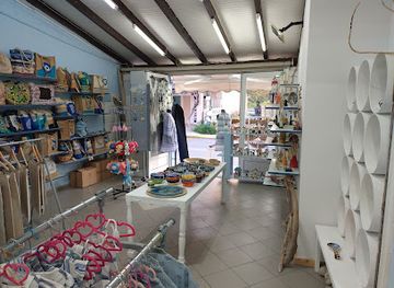 greece/corfu/gouvia/shop/despoina-gift-shop-clothes
